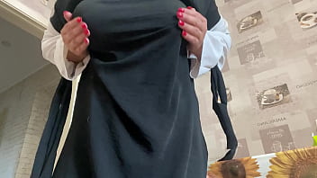Preview 1 of Beeg In Gym - Hot Moroccan slut in hijab