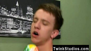 Preview 2 of Ala Kif - Porn gay japanese mobile Preston Andrews dozes off while getting head