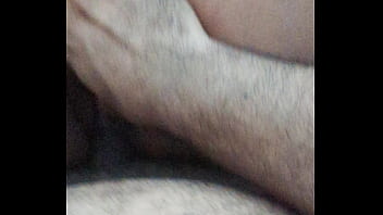 Preview 3 of Mom Poen Hair - Esposa deslizando a buceta com gosto no pau