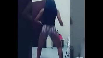 Preview 2 of Best Friend Step Mom - Namorada mandando presente no whatsapp