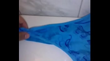 Preview 1 of Massive Cum Eruption - La Tanga De Mi Cu&ntilde_ada