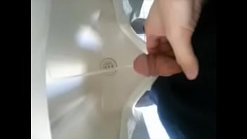 Preview 2 of Asian Cum On Gf - piss in restroom