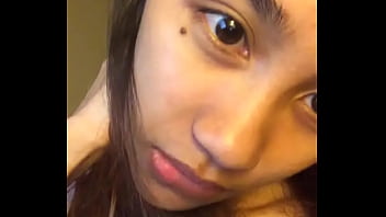 Preview 1 of Mom Sex With Dauther - pinay lipbite