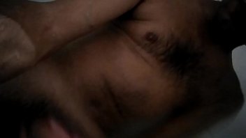 Preview 2 of Mom Friend 2 - Anubis El Chacal Mastubaci&oacute_n Ducha