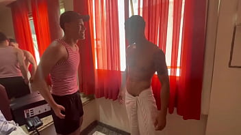 Preview 3 of Young Tiny Russian - Yuri Diaz e Rick Duarte