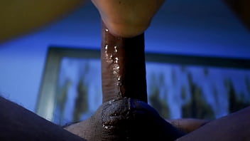 Preview 2 of Aus Teen Town - Voy a Chupar una Polla de 24CM