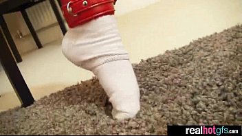Preview 2 of Kutun Xxx - Amateur Sexy GF Enjoy Hot Sex Action On Tape clip-27
