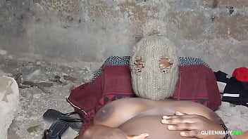 Preview 4 of No Adult Sex - The King&#039_s wife got fucked by the local site manager