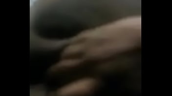 Preview 3 of Porno San Valentin - Yellow bone playing with her pussy