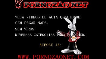 Preview 1 of Sauna Nude Nude Evli Orospu - Mais um que n&atilde_o resistiu e deu uma na praia