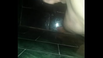 Preview 3 of Black Shemale Massaging Gay - Punheta no banheiro