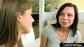 Preview 1 of Wwwxxnxcn - Lesbians Make Love Sex Scene On Tape mov-09