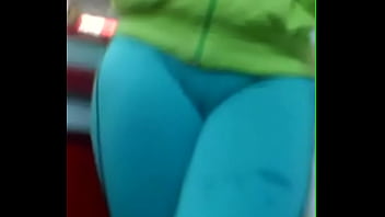 Preview 2 of Xxxvdeioscam - Mulata Bucet&atilde_o Hot