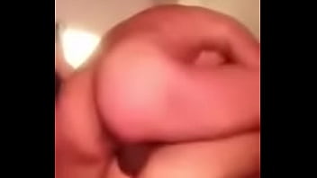 Preview 1 of Xoxoxo Brutaly - al hombro papi