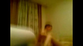 Preview 4 of Virgin Exposing Her Vagina - Camyla dando pro namorado e pro cuhado