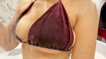 Preview 1 of One Boy Five Girls Group Xxxx - Deliciosa Cogida Con Modelo Colombiana En La Cama De Mi Esposa Cuando No Est&aacute_ En Casa semen in my big ass
