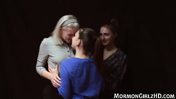 Preview 1 of Showers Sweaty Socks - Les missionaries fingers