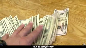 Preview 1 of Huge Nude Usa - Amateur has sex for some quick cash 19
