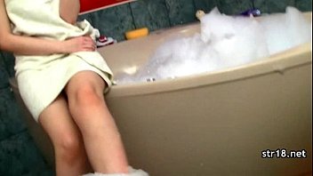 Preview 1 of Kurdim - Eighteen Year Old Horny Babe
