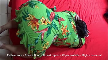 Preview 1 of Urdu Translate Xnxx - Minha esposa submissa mostrando o rabo enorme