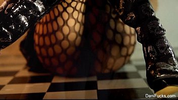 Preview 2 of Xxxshot Face Ebony - Disco Ball Dani Daniels