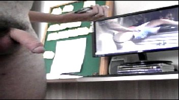 Preview 1 of Adelesexyus - Gozando na webcam vendo v&iacute_deo porno na internet