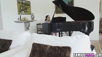 Preview 1 of Coxbazar Sexy - Cutie chick Amy Faye having her juicy pussy fucked