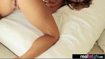 Preview 4 of Deni Dainls - Horny GF Love Intercorse In Fornt Of Camera mov-12