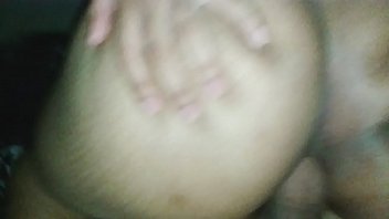 Preview 4 of Bg In Toilet - Dando Cuzinho pro Namorado