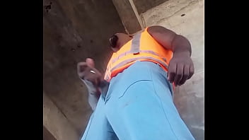 Preview 3 of Adhd Xxx Hj - Trabalhador filma se masturbando na obra