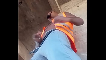 Preview 4 of Adhd Xxx Hj - Trabalhador filma se masturbando na obra