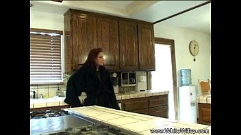 Preview 1 of Kolom Sampe Kluar - Hot White Wifey Anal 4some