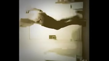 Preview 1 of Trash Talking Porn German - Johnnie&#039_s sexy bum show