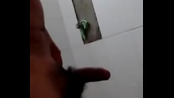Preview 3 of Divine Bitches Humbler - V&iacute_deo perdido