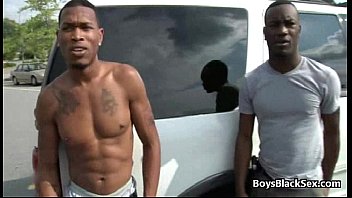 Preview 1 of Laki Peres Susu Terparah - White boy gets pounded by black cock 12