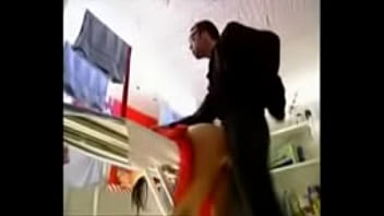 Preview 3 of Golleg Gerpl - Utu masasinda sikis ( selo senin i&ccedil_in bu -d ) - XNXX.COM