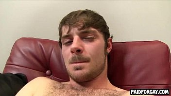 Preview 1 of Xxxhdvedeo Com - Straight stud gets paid some money to tug his cock
