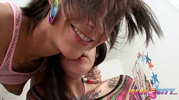Preview 2 of Poro Poorxxxxx - PervCity Bonnie and Krysta Anal Tattooed