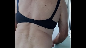 Preview 4 of Annie Body Toying - nagaania nago na balkonie , spragniona