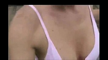 Preview 2 of Lesbian Teib Fight - Mariana chupando o Pau no Cais