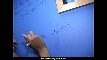Preview 1 of Gym Tranir - Hot couple having oral sex in gloryhole interracial 8
