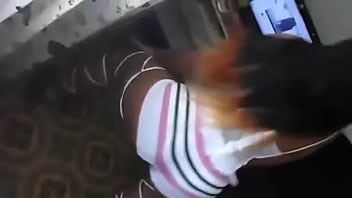 Preview 1 of Sophie Shows Ass - Novinha safadinha dan&ccedil_ando de lingerie