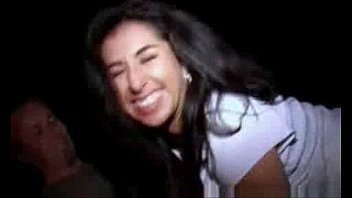 Preview 2 of Amature Swallowing - Essa morena adora ganhar Leitinho