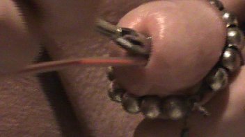 Preview 1 of Mandingo Makes Latina Faint - cumming handsfree.MPG