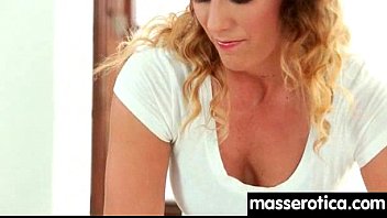 Preview 3 of Gtten Dildo - Young innocent lesbian has her tight little flower penetrated 29