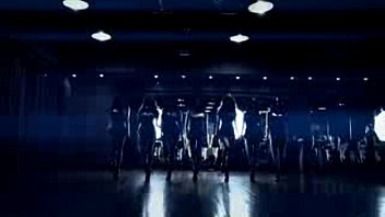 Preview 1 of China Xxx Sosur And Bouma - Psy Gentleman By The Vixens - YouTube 0 1444338831193
