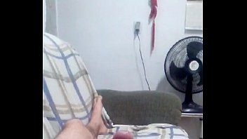Preview 3 of Dyke Strapon Lesbian - Punheta gostosa gozando muito leite quentinho e cremoso!