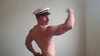 Preview 4 of Vagina Nl - Culin&aacute_ria do Capit&atilde_o,  o ABACAXI do PRAZER que a coroa gostosona aprovou
