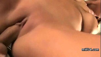 Preview 3 of Maui Butt - Horny MILF And Greasy Garage Cock