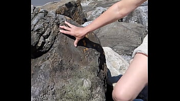 Preview 4 of Midget Bea Smalls - Pissing on the rocks